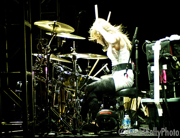 Skillet @ Ignite 2011
